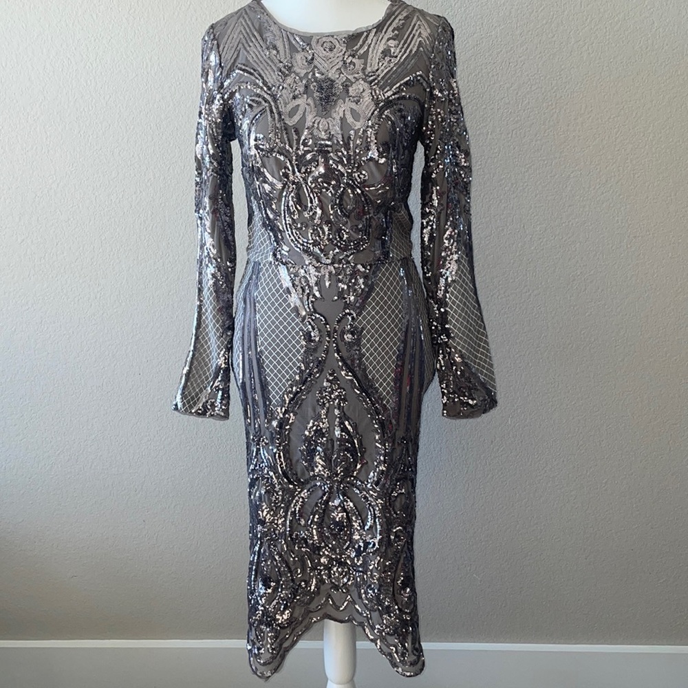 Betsy Adam Grey Sequin dress Size 10 Fit like S